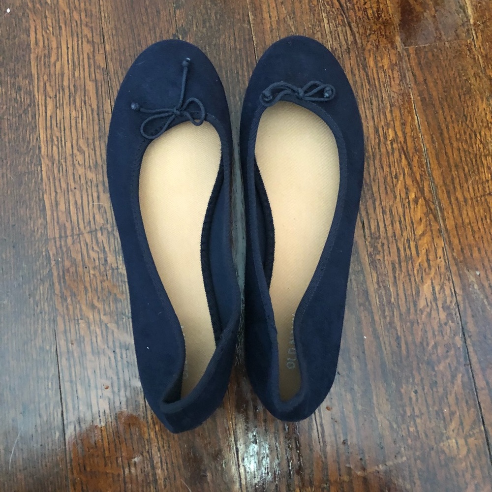 NWOT Navy Blue Flats